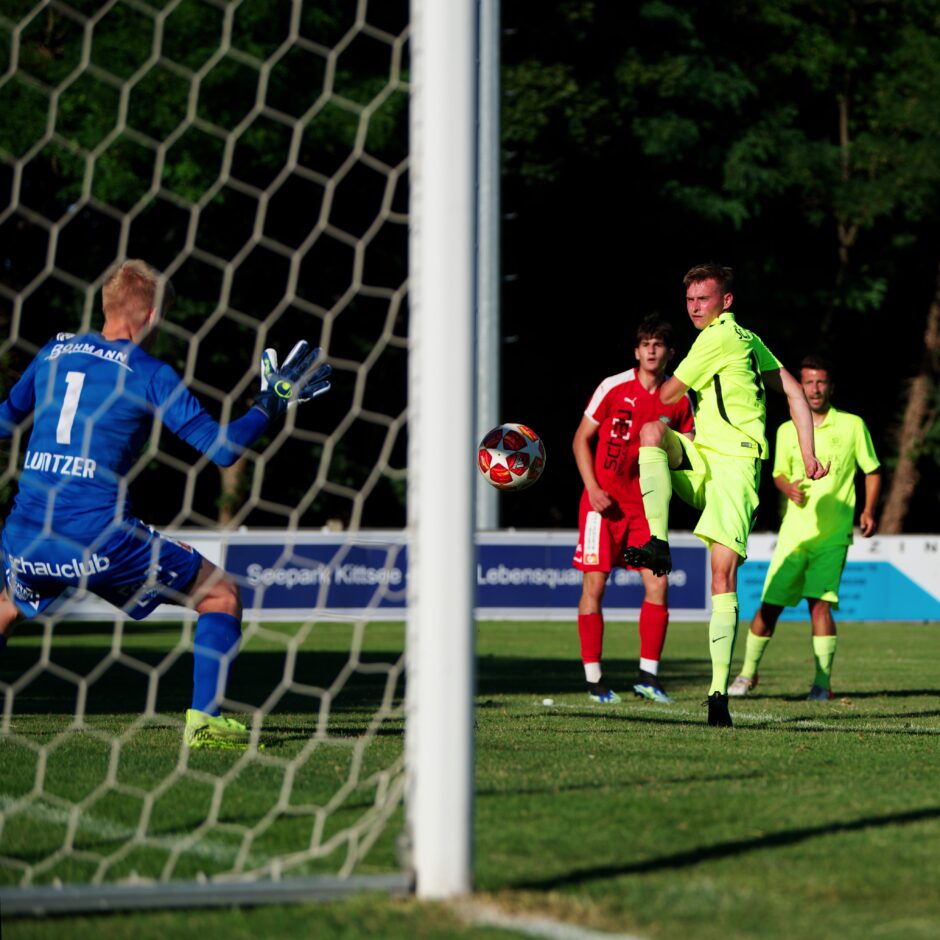 Dangerous shot on goal by Jozef Sombat