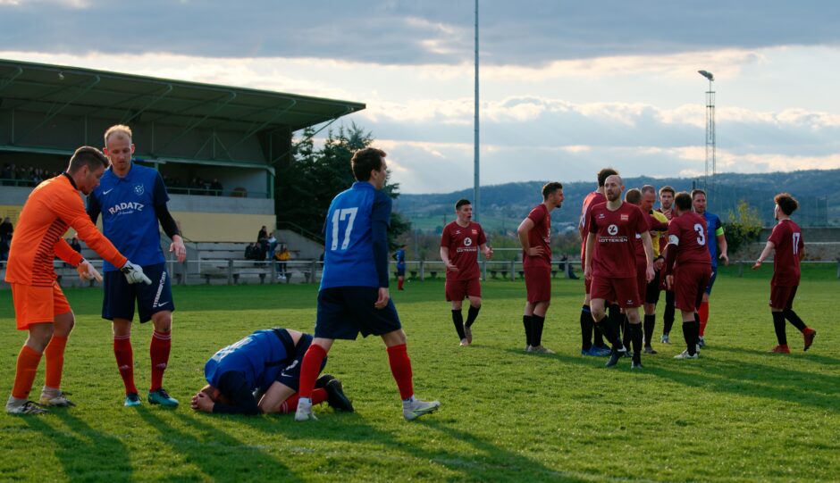 Sombat Penalty Sequence 15: Julius Pentek is infuriated with Jozef Sombat for playing possum, according to Pentek. Subject: soccer;football;burgenland;kittsee;Jozef Sombat;Julius Pentek;Andreas Roth