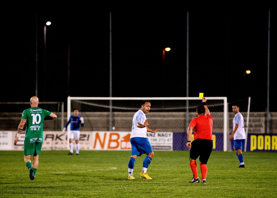 Skerlan sees yellow: Another unnecessary and scrappy yellow card for Skerlan's large collection. Kittsee have to find a way to avoid unnecessary cards if this team is to flourish. Subject: soccer;football;burgenland;kittsee;SC Kittsee;FC Monchof