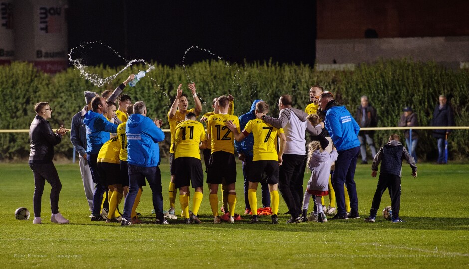 Tonight was Deutsch Jahrndorf's celebration.: No matter. Tonight was Deutsch Jahrndorf's celebration. They almost locked up second place in the II Liga Nord autumn segment. Subject: SC Kittsee;ASV Deuthttps://uncoy.com/site/wp-admin/admin.php?page=ari-fancy-lightboxsch Jahrndorf;II Liga Nord;Burgenland;soccer;football;Michael Unger;David Bodo;Juraj Tomascek;Irfan Akbiyik;Martin Puster;Carsten Lang;Rene Hoffmann;Christian Stekovics;Michal Slezak