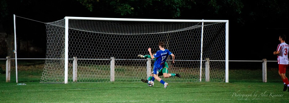 Huge save by Schiszler: Gols' Dominik Schmidt had a clear break on net after slipping past Patrick Dietmann. Keeper Manuel Schiszler saves the win for Kittsee with a sliding tackle at speed. Subject: SC Kittsee;SV Gols;burgenland;football;kittsee;soccer