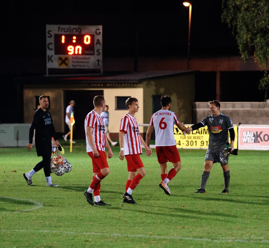 Friendly handshake: Despite the close game, both teams mostly kept their temper. There were no attempts to injure one another with leg kicks behind the referee. A clean and close game. Kittsee should pursue an advantage when it has one. Subject: SC Kittsee;SV Gols;burgenland;football;kittsee;soccer