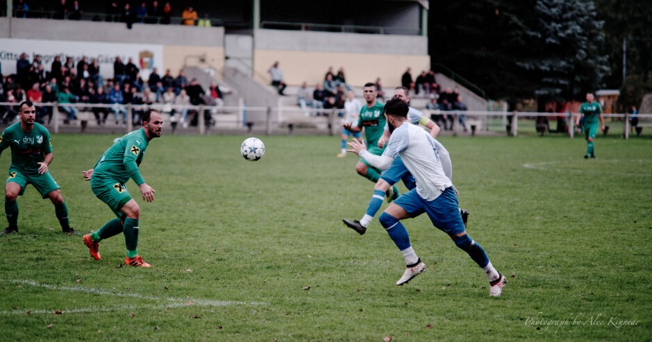 Frantisek Nagy against Tamas Pirka: Nagy zips down the left wing facing just Tamas Pirka before reaching Pamhagen goalkeeper Libor Hrdlicka Subject: soccer;football;burgenland;kittsee;SC Kittsee;UFC Pamhagen