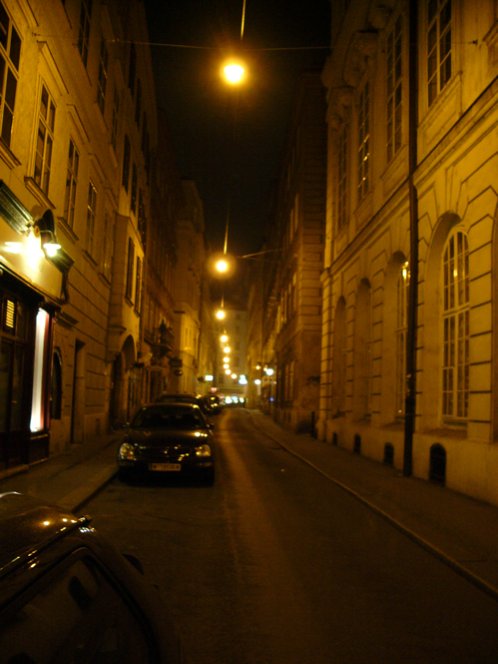 Backerstrasse-Night